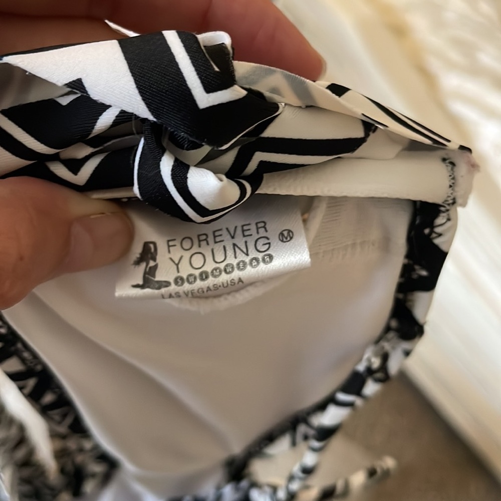 Bathing suit top - Picture 4 of 4